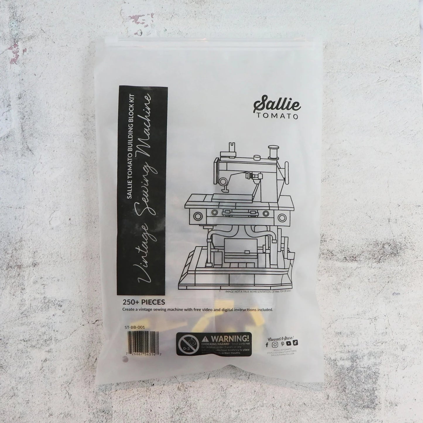 Sallie Tomato Vintage Sewing Machine Building Block Set - Black Rabbit Fabric Inc.