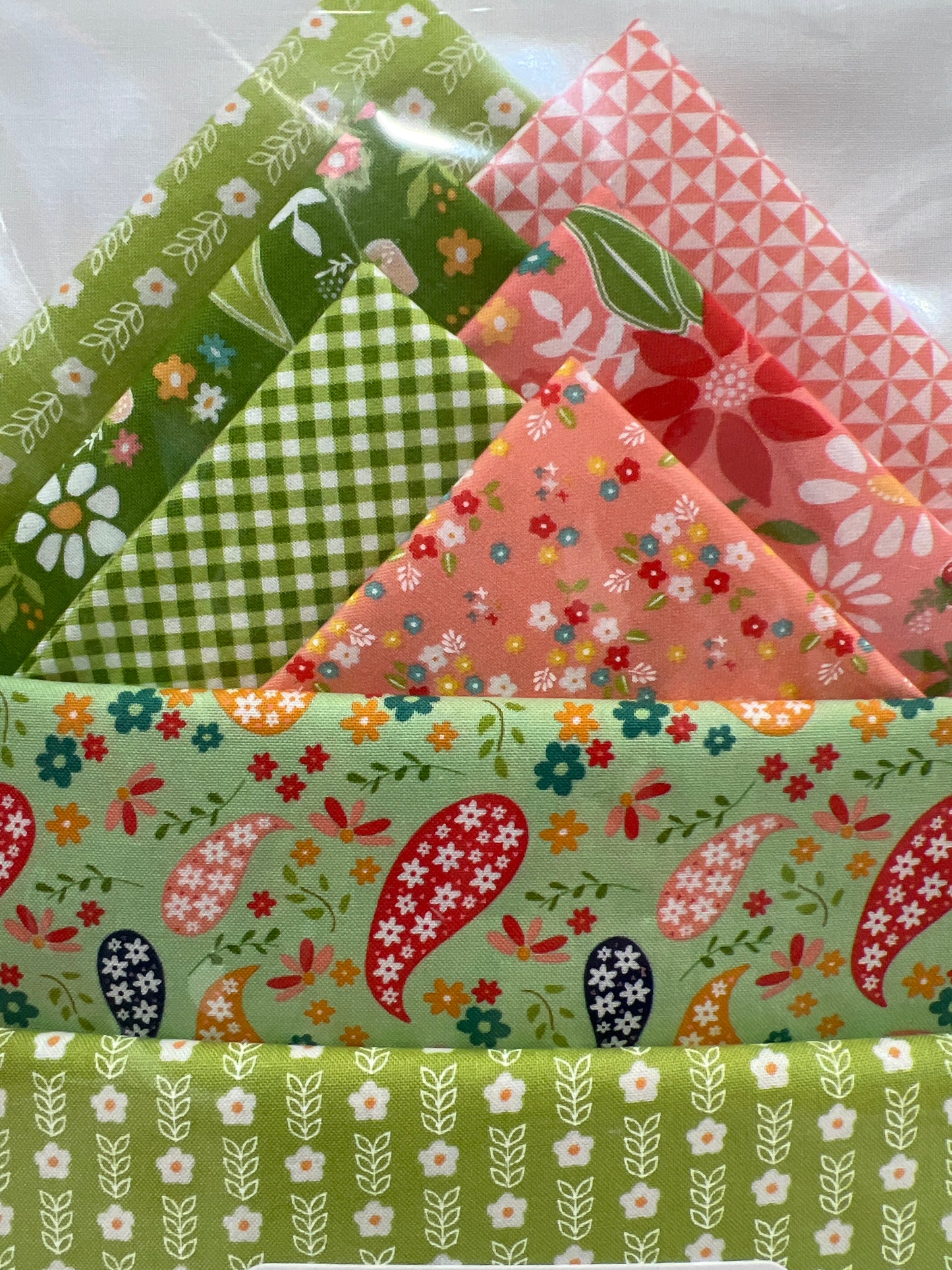 Quilt Kit - Candy Lane Table Runner