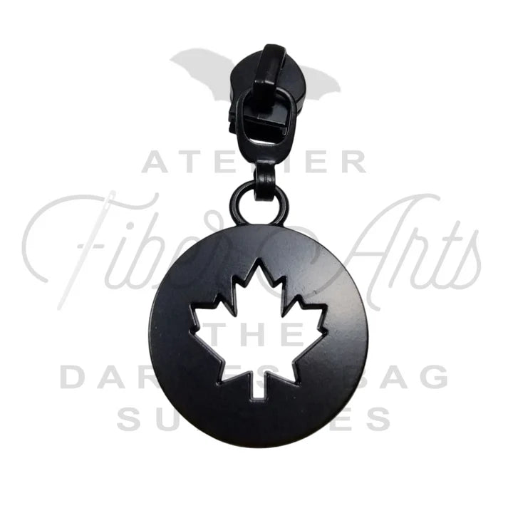 Atelier #5 Leaf in Circle Zipper Pulls in Matte Black