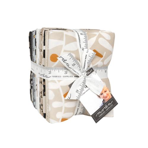 Fat Quarter Bundle: Moda Mira 33 pcs