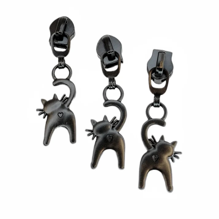 Atelier #5 Zoe's Poot Zipper Pulls in Matte Black
