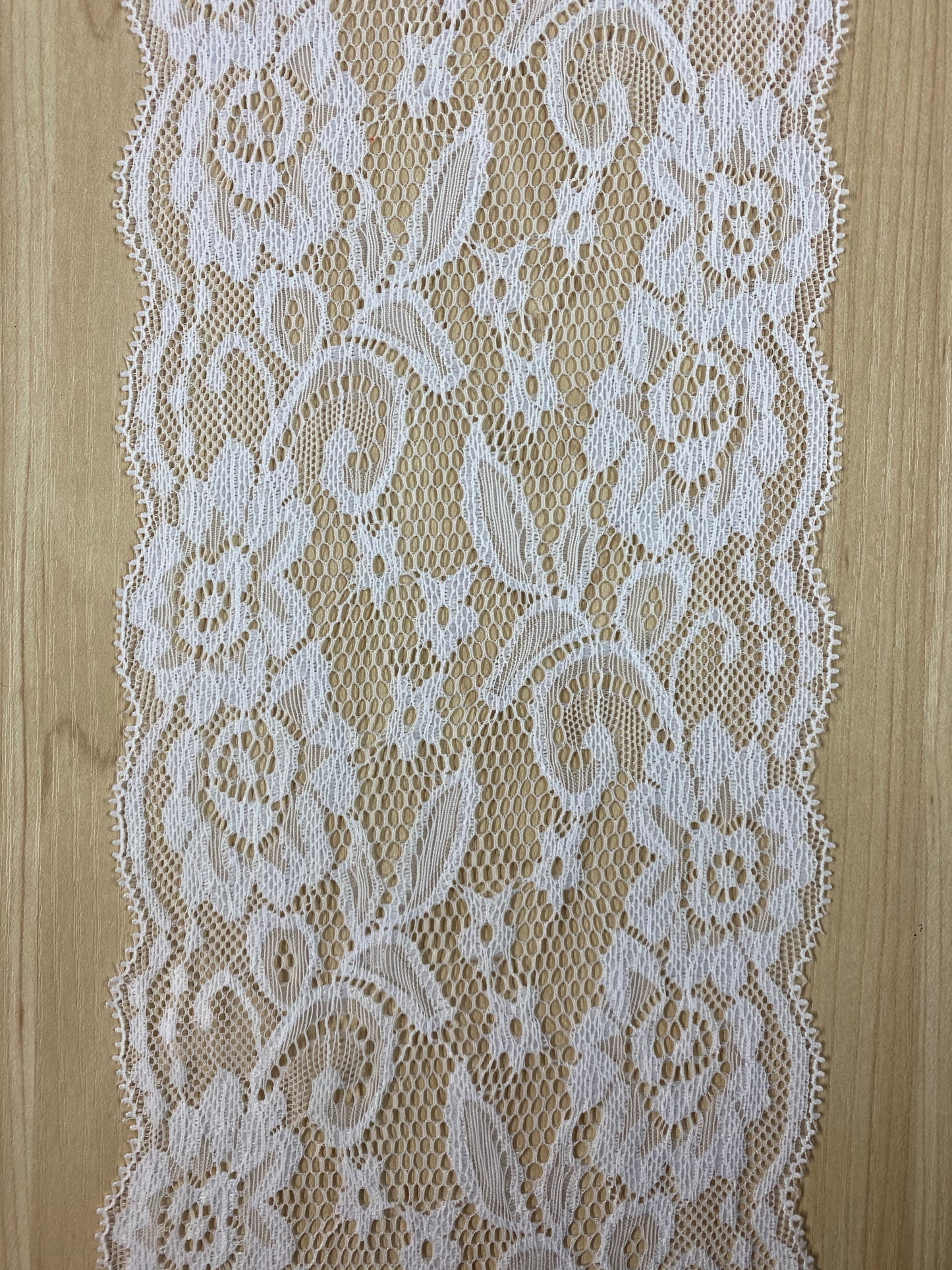 Stretch Lace White 14.5cm (5.75inches) 528